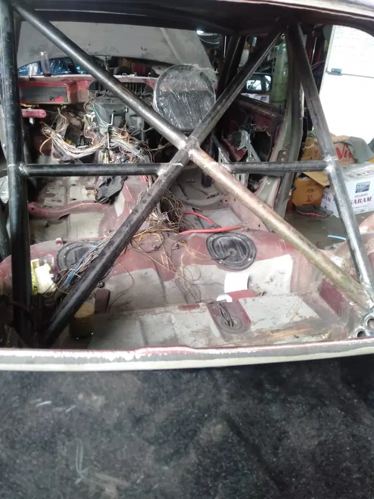 1 Lowongan kerja: tukang las Ketok Bodi mobil, dan plat