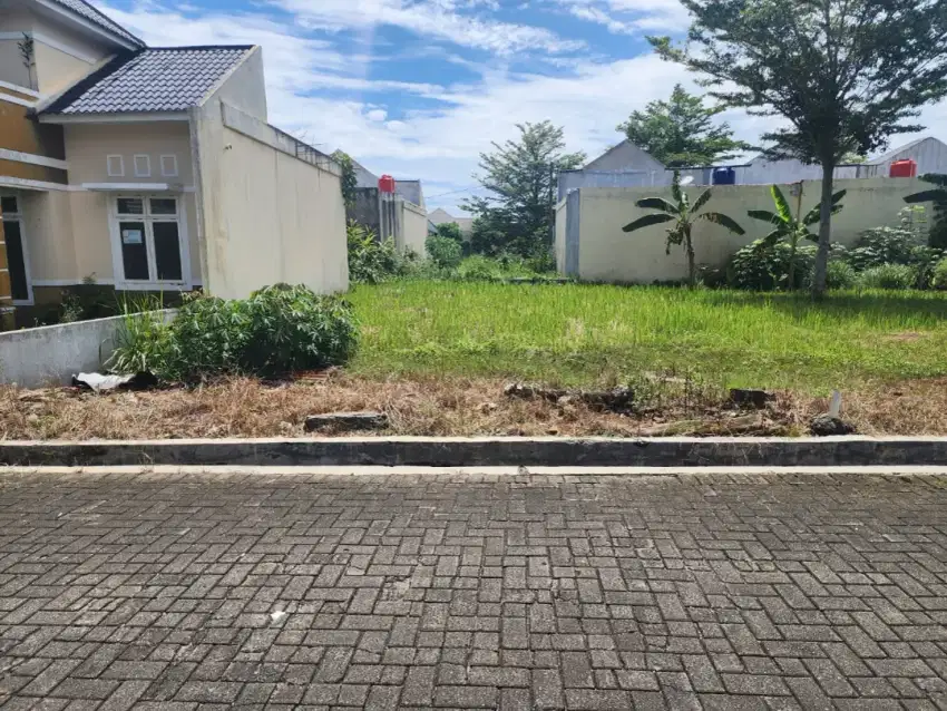 DI JUAL TANAH INI