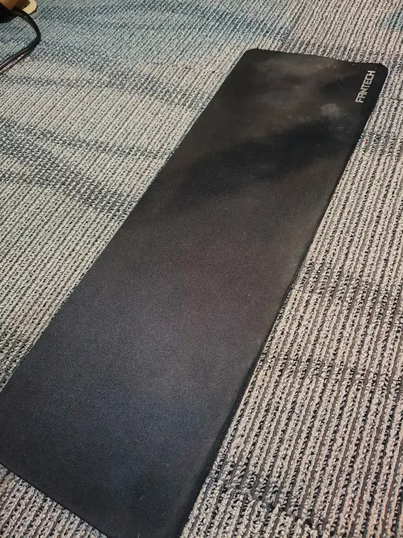 Gratis mouse pad tatakan keyboard mouse