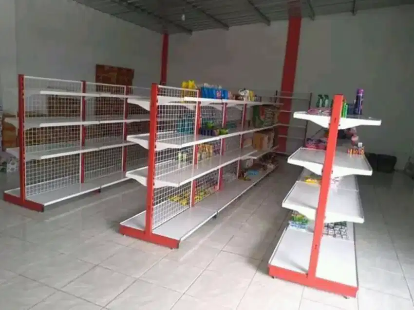Rak besi gudang