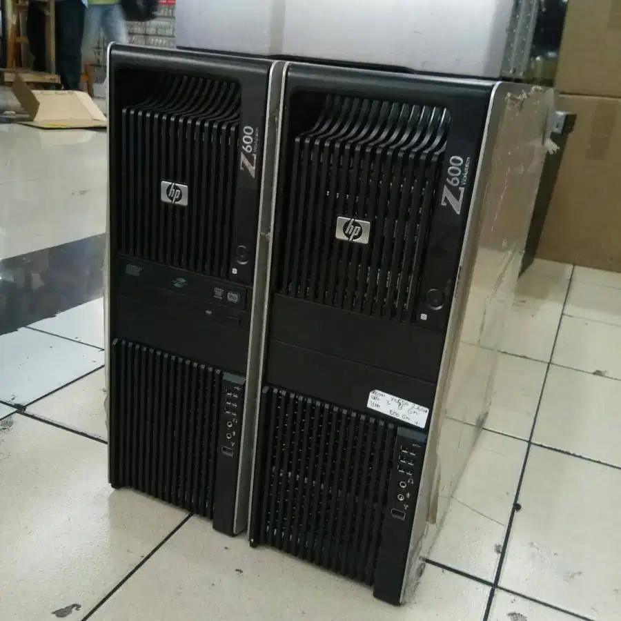 PC Server Workstation Hp Z600 Xeon E5504 ram 8-500gb VGA D-NGC