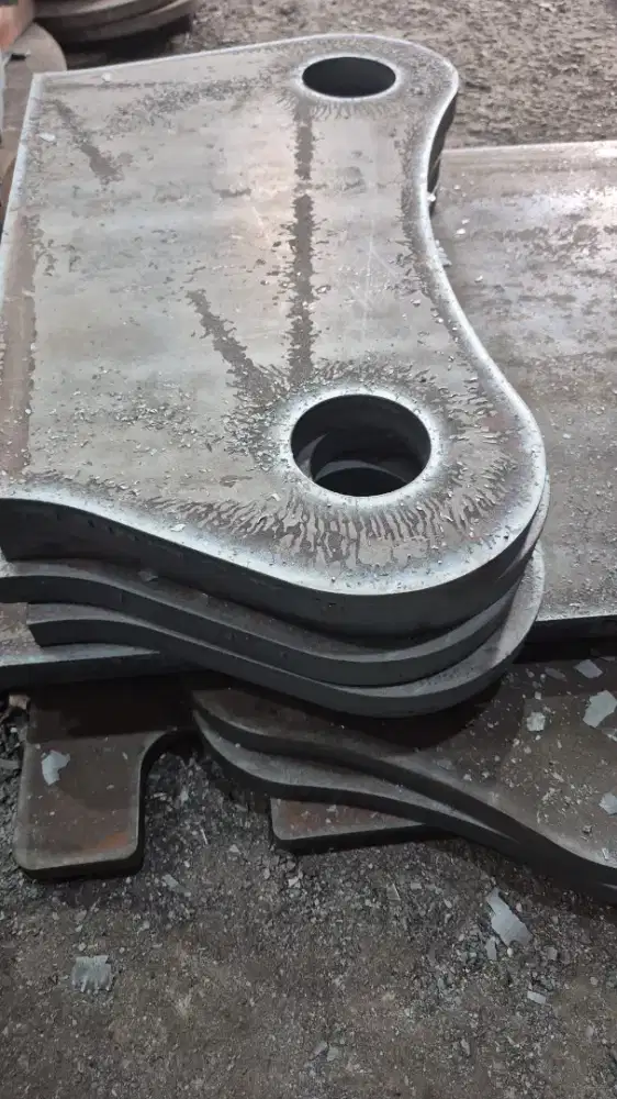 Custom plat besi sesuai bentuk & ukuran