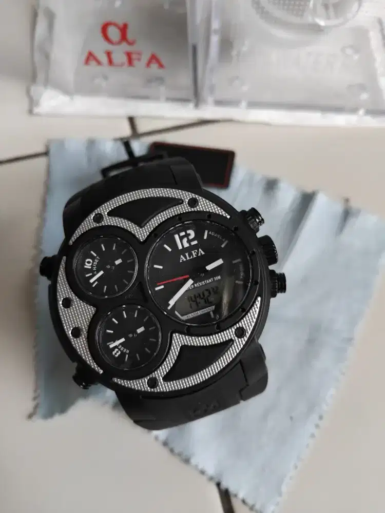 Jam Tangan pria Sport Watch original Merk Alfa 100% water resist.