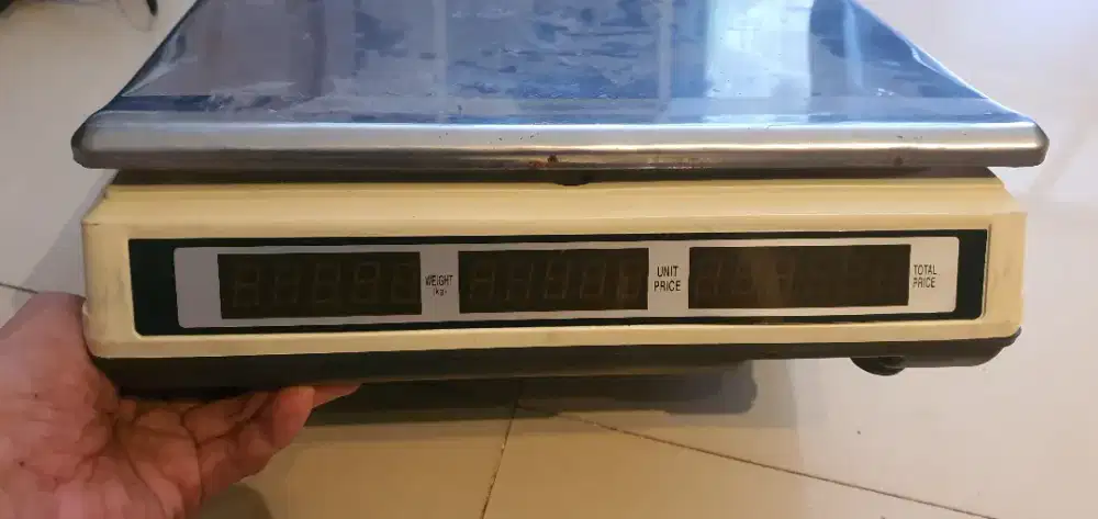 Timbangan digital merk Daijin