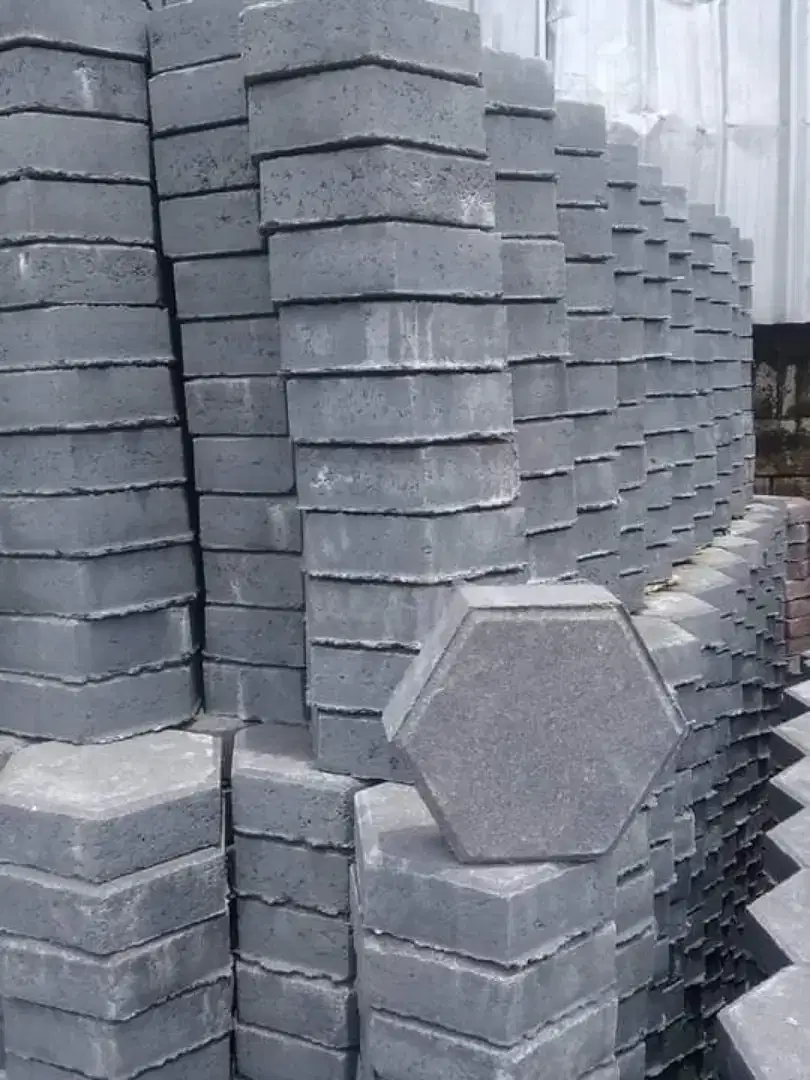 Paving Block, Segi enam abu, Conblock, Conblok, Konblock, Konblok