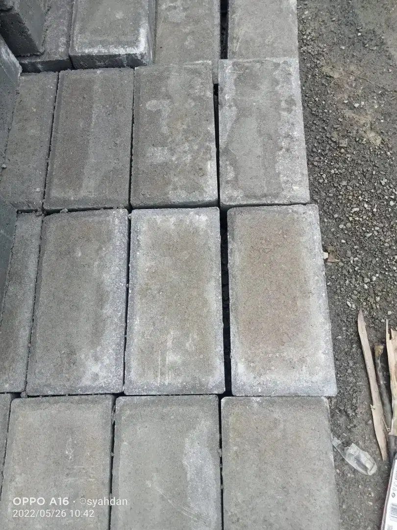Paving Block, Segi empat abu, Conblock, Conblok, Konblock, Konblok