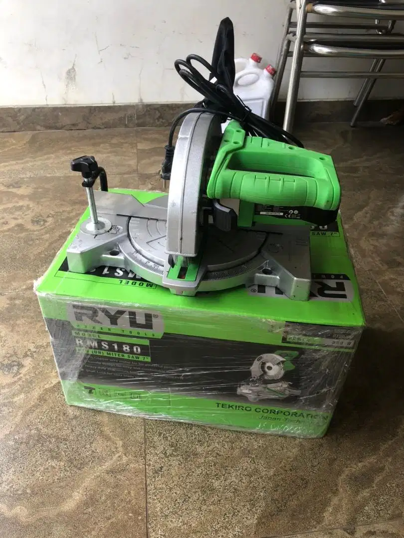 Mesin Potong RYU RMS 180