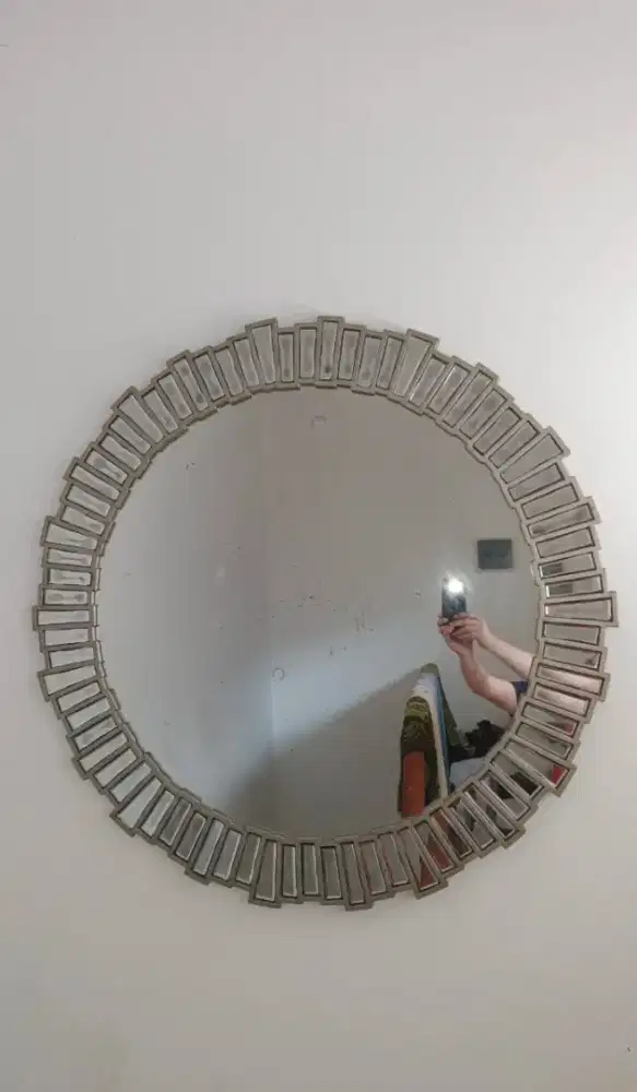 Cermin dinding hias informa