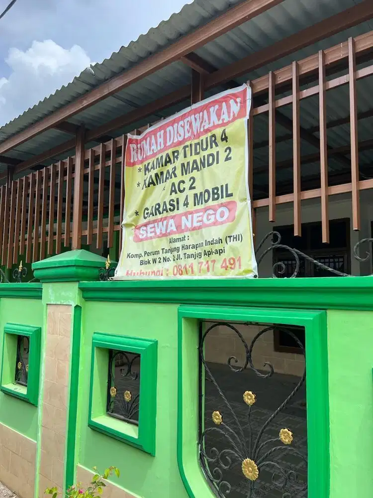 SEWA RUMAH PERTAHUN 4KT 2KM GARASI 4Mobil