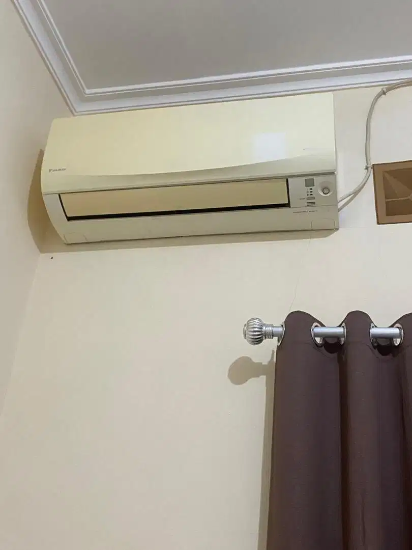 AC Daikin 1pk Inverter