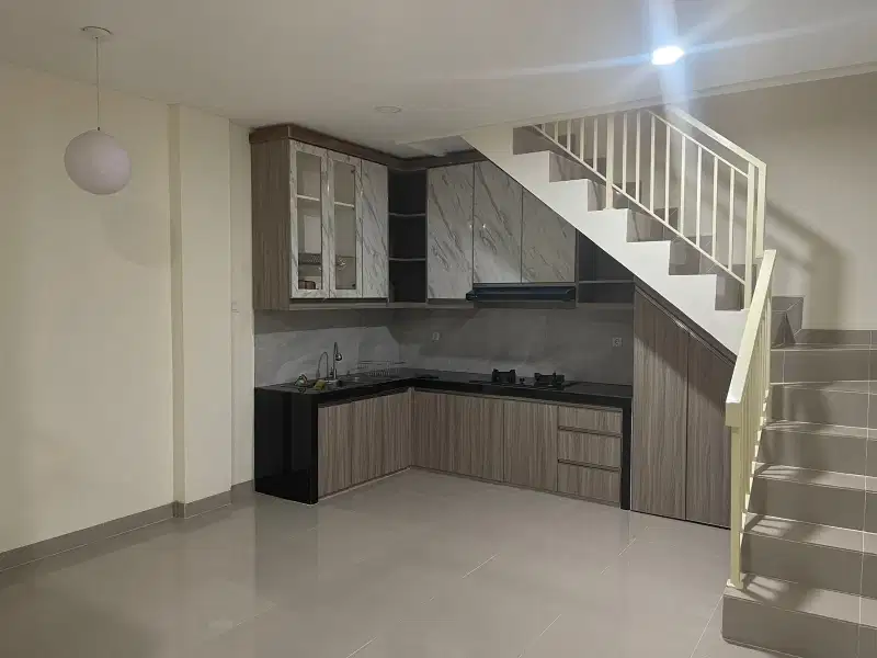 D jual rumah d taman surya 5  jak bar