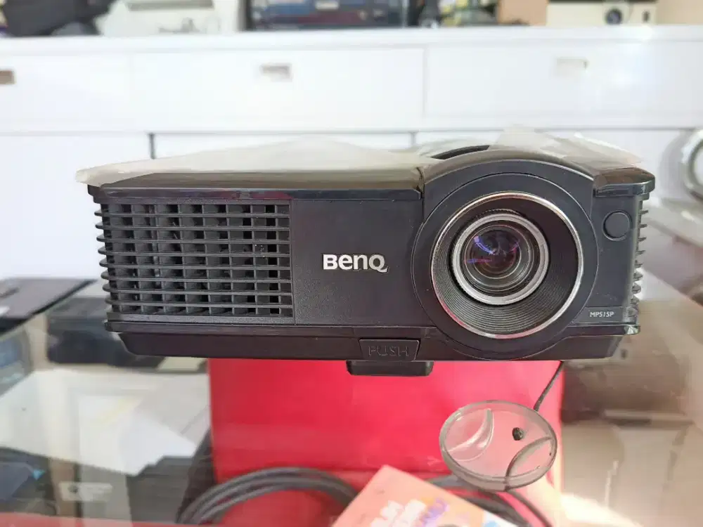 lcd proyektor benq mp 515 second normal