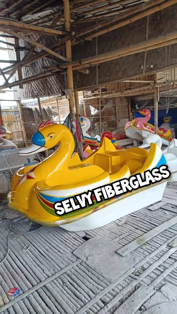 sepeda bebek air goess ,,angsa sedang wahana air