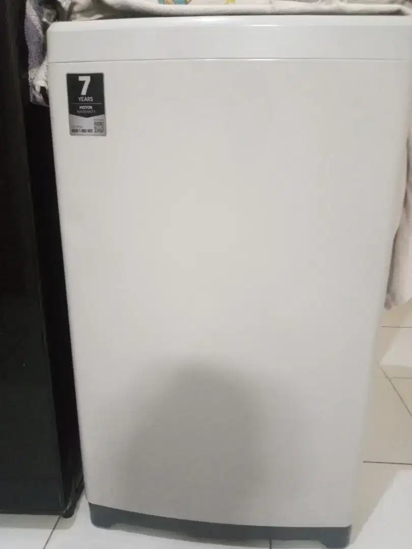 Mesin cuci Aqua 9kg satu tabung