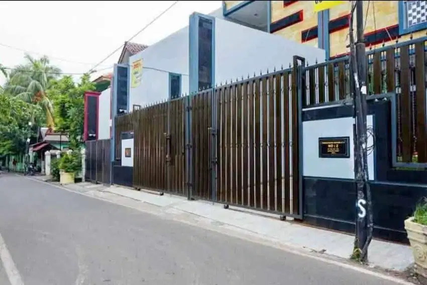 DIJUAL RUMAH DI CEMPAKA PUTIH JAKARTA PUSAT (TANPA PERANTARA)