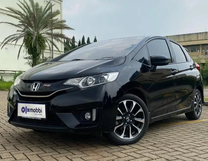 TDP 10JT Honda Jazz 1.5 RS Bensin-AT Merah 2016
