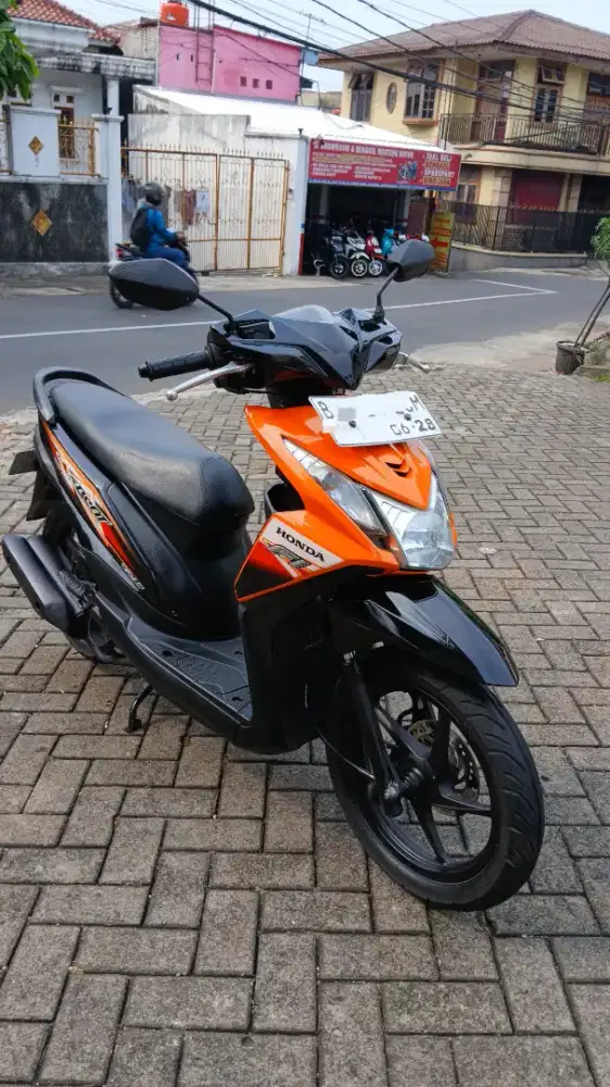 BEAT FI 2013 SS LENGKAP PAJAK PANJANG PLAT B DEPOK UNIT GRESS