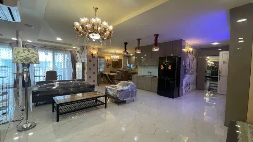 Apartemen French walk MOI furnished lux