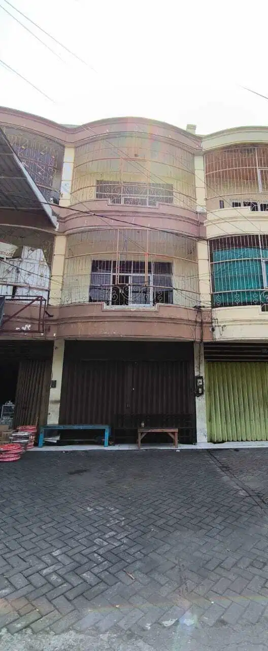 Ruko 3 Lantai Bagus di Raya Kenjeran Lokasi Strategis