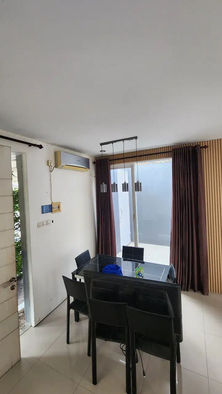 Sewa Royal residence harewood Wiyung Wisata bukit mas wbm prambanan