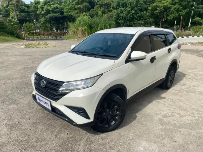 Daihatsu Terios 1.5 X Bensin-MT 2019 Putih SMJ