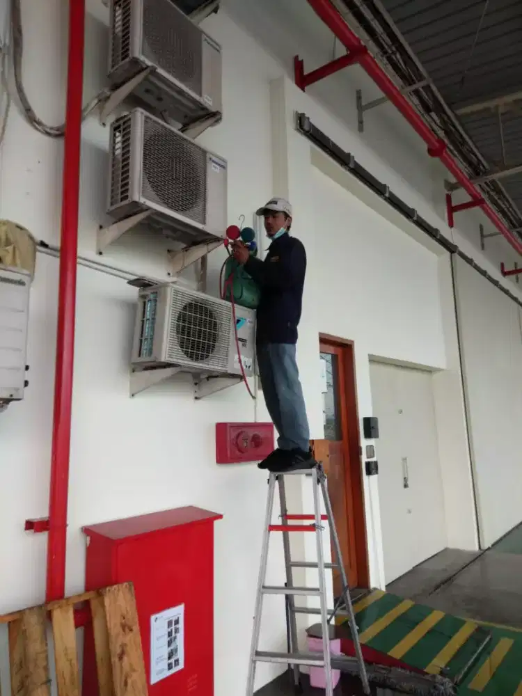 Servis Ac+freon, Bongkar Pasang Ac, mesin cuci, kulkas, dllnya