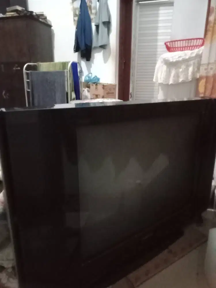 Televisi tabung merk Samsung jarang pakai, minum TDK punya set top box