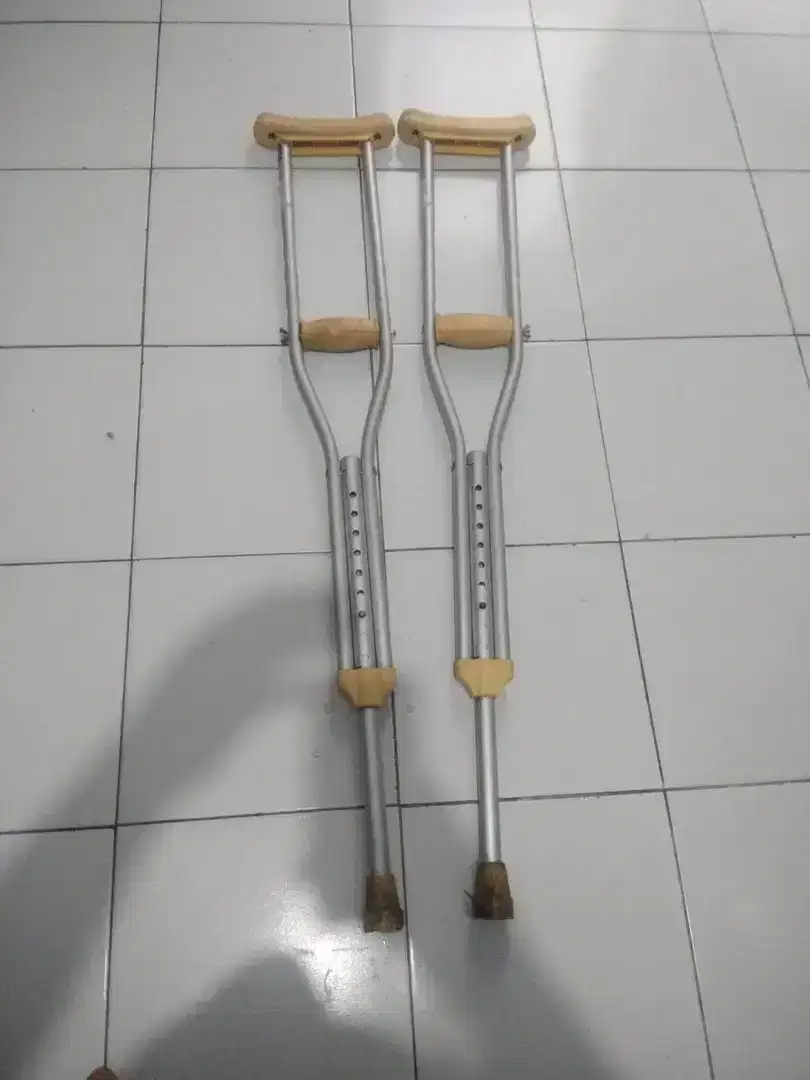 Tongkat sepasang