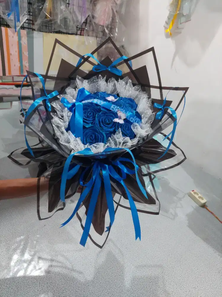 Round buket pita satin gliter