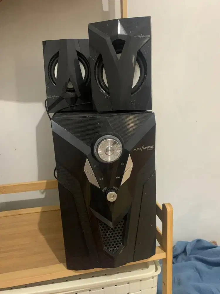 Speaker bluetooth advance