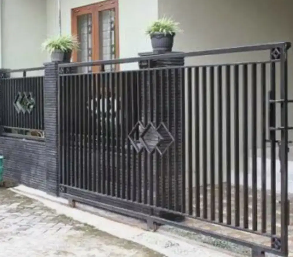 Pintu pagar minimalis