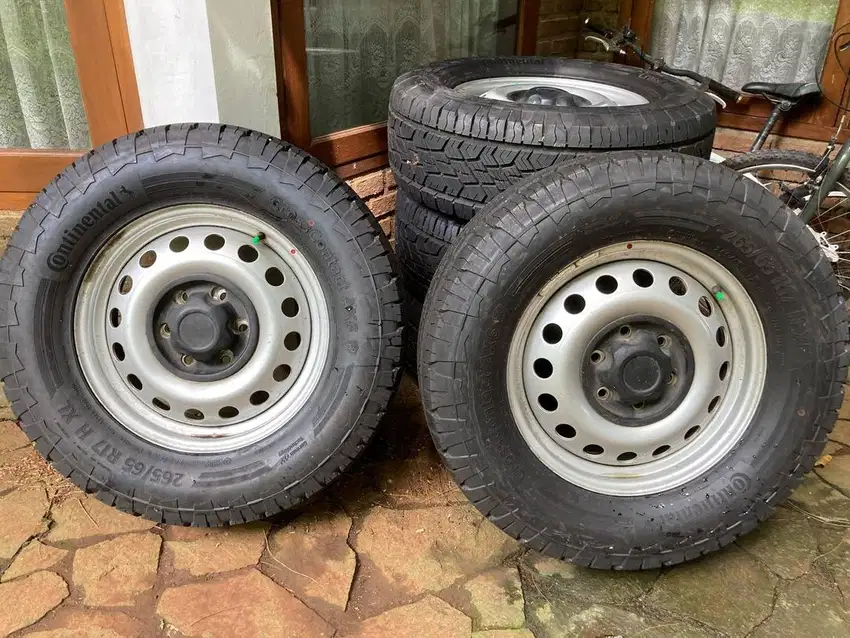 Isimewa 5 Set Velg Kaleng Hilux H6 & Ban AT Continental R17 265/65