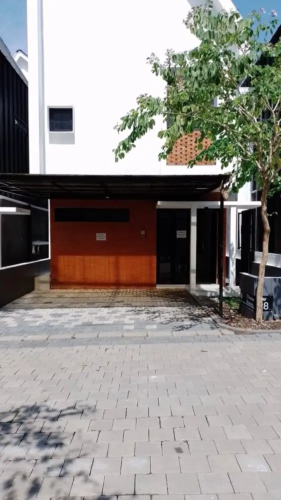 Disewakan Rumah Baru D Avenue Mansion
