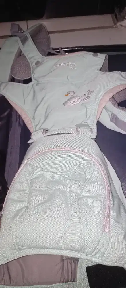 Gendongan Hipseat Dialogue 7in1