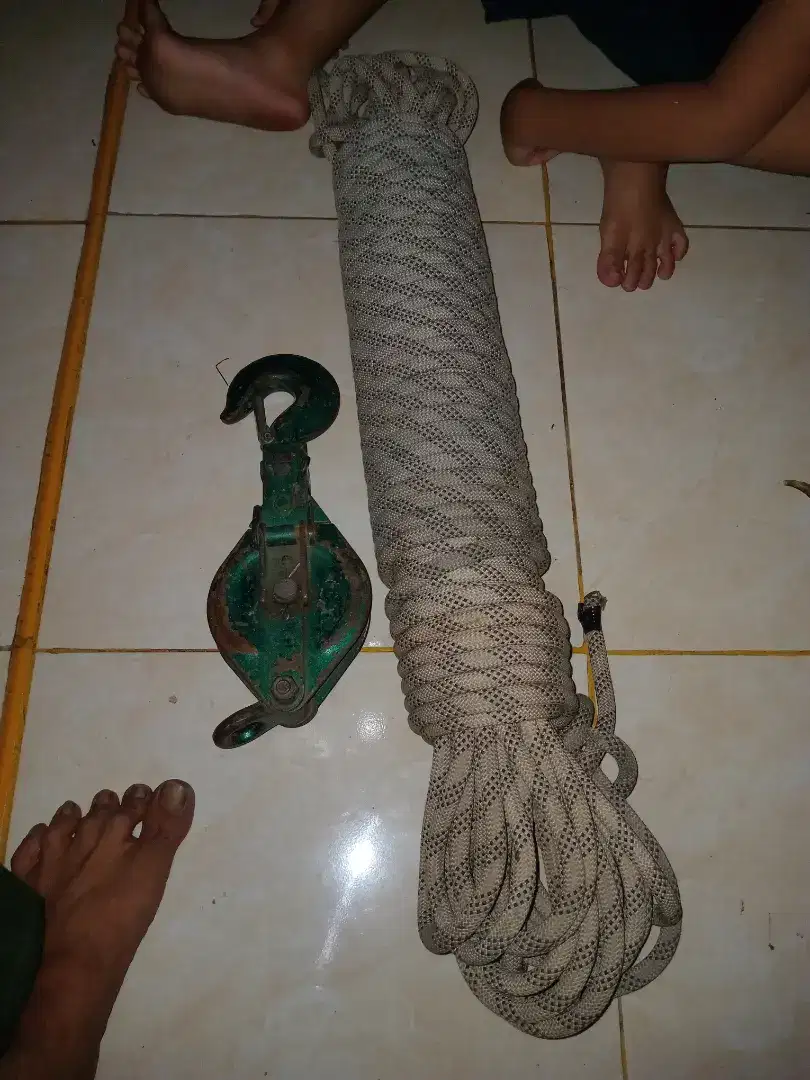 Tambang karmantel 12 mm 50 meter