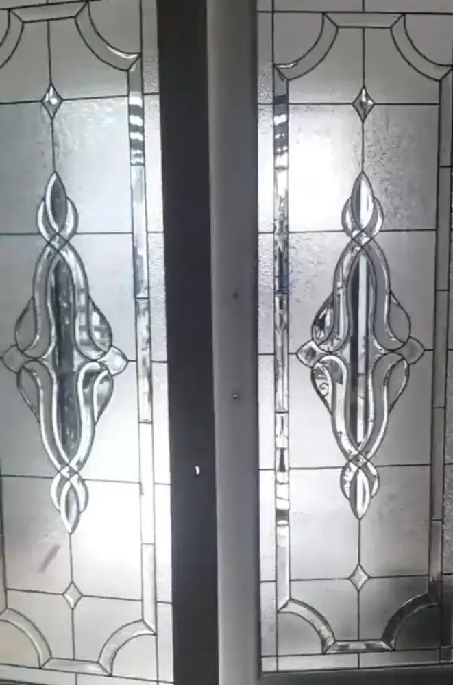 KACA PATRI KACA INLAY