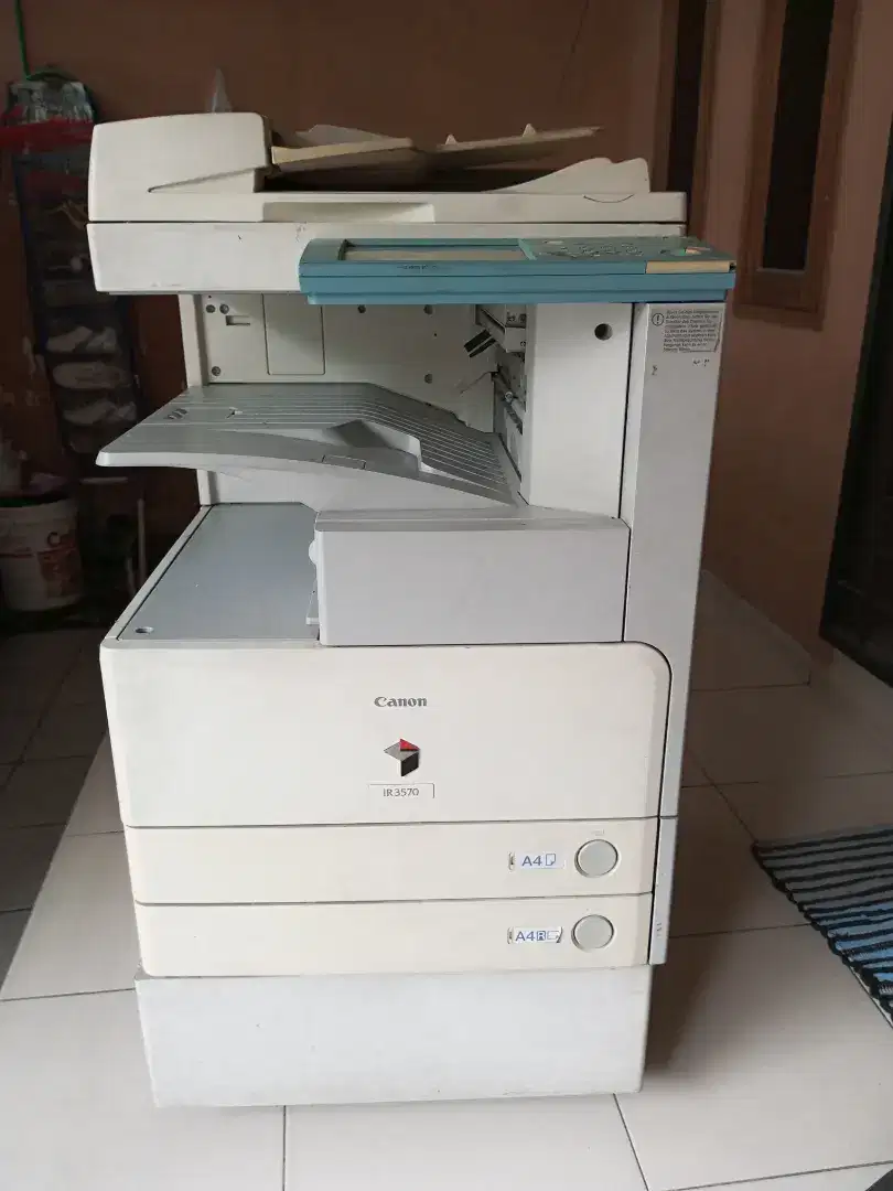 Di jual mesin fotocopyCanon Ir 3045