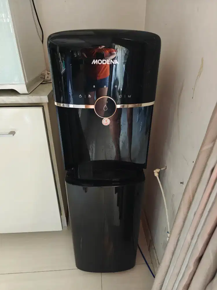 Modena dispenser 8115