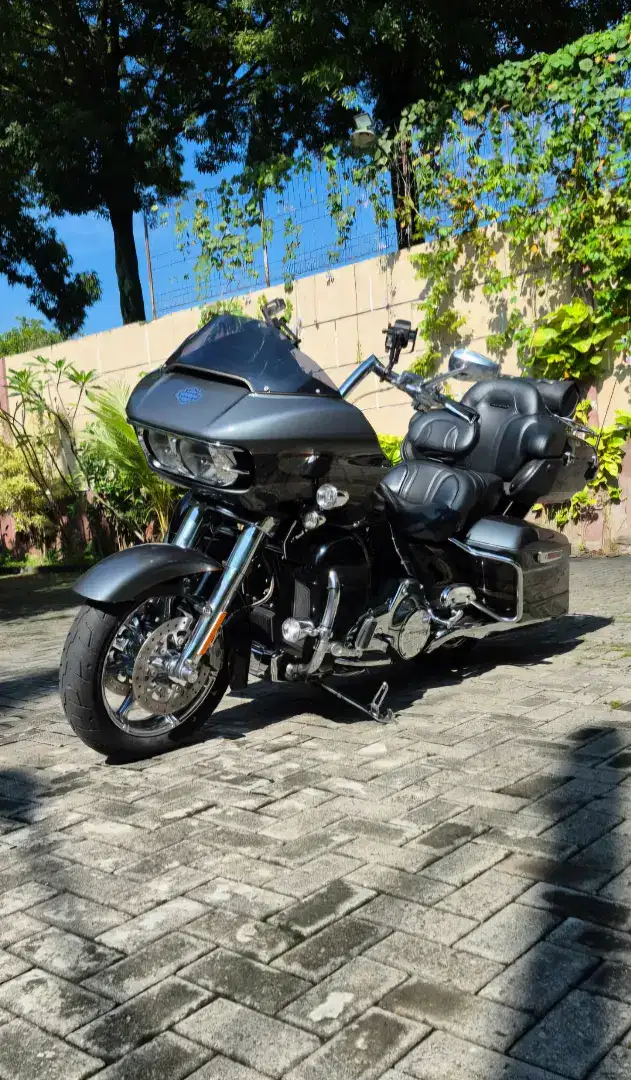 Harley Davidson ROAD GLIDE ULTRA CVO FLTRUSE, th 2016