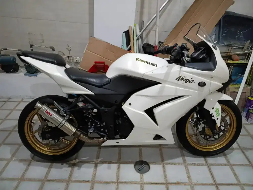 DIJUAL NINJA 250 KARBU Tahun 2010