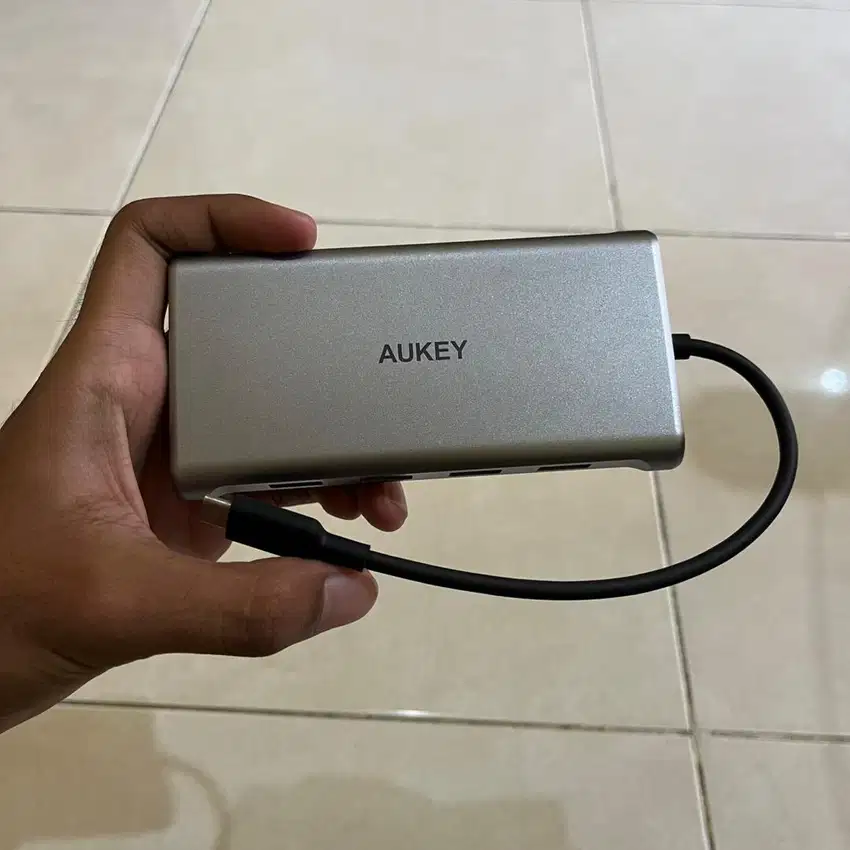 USB Hub 10 in 1 Aukey CB-C89