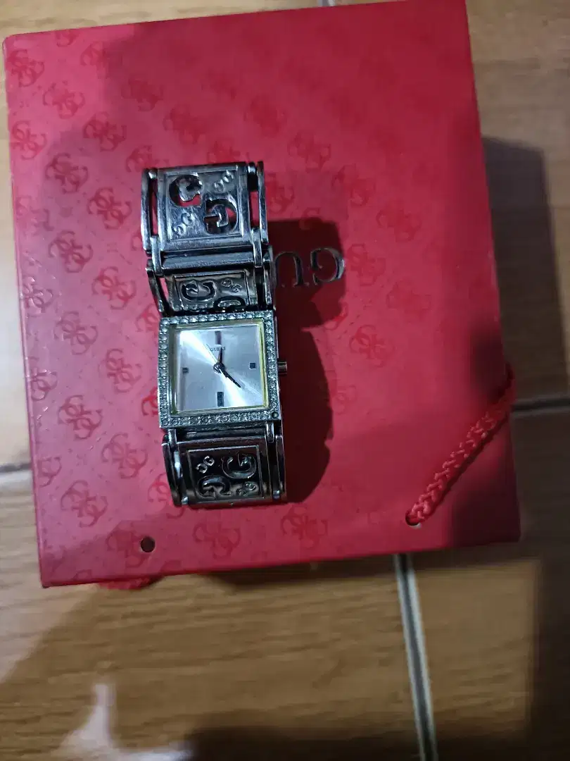 Guess watch ori