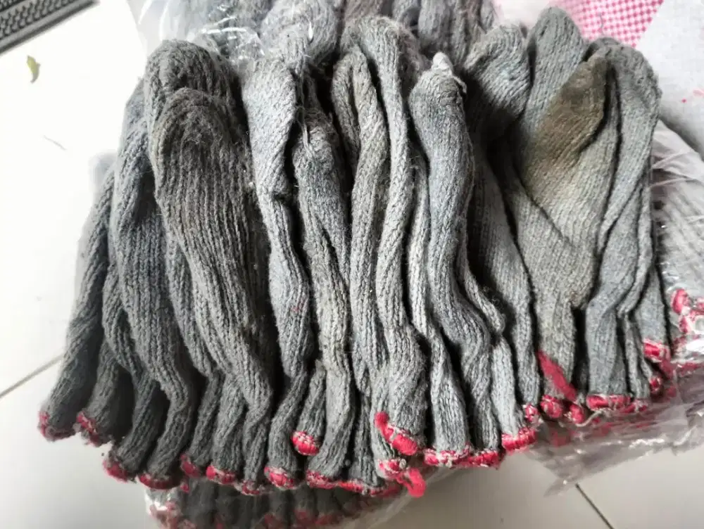 Sarung Tangan Rajut benang 8 Bekas