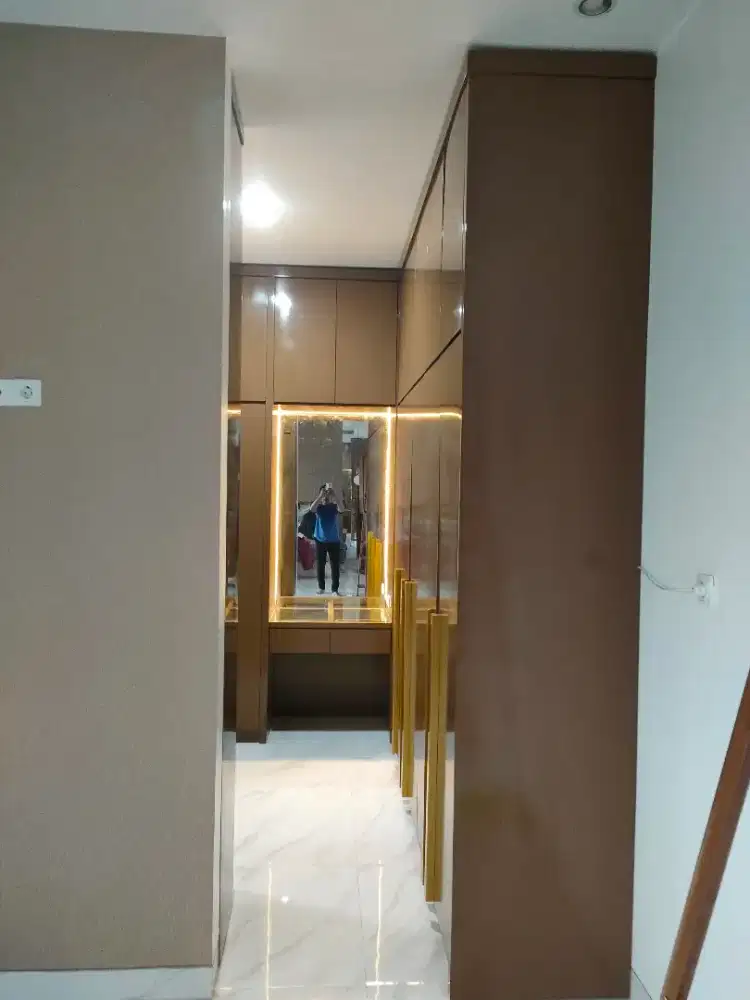 Lemari baju susun almari baju mentok full plafon
