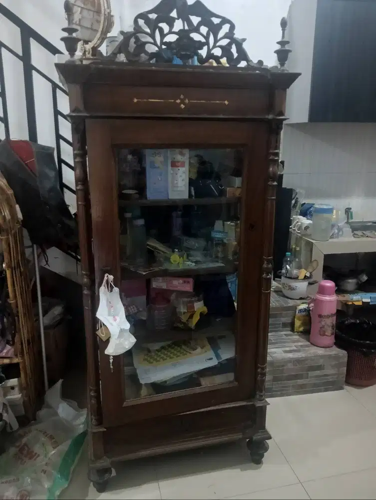 Lemari Klasik/lawas