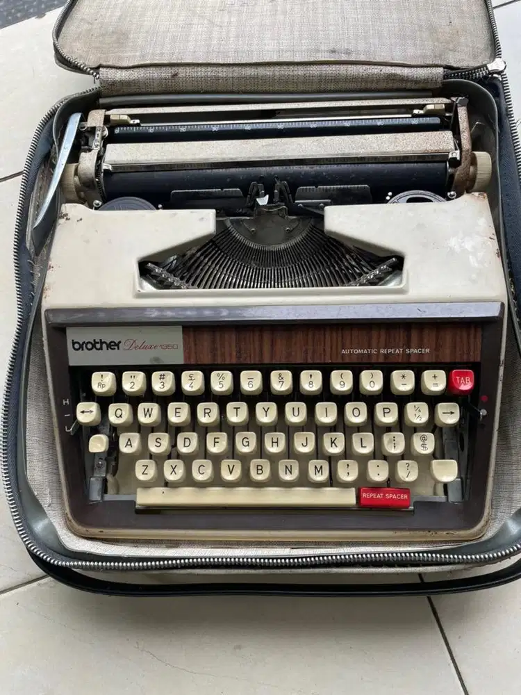 mesin ketik brother deluxe 1350