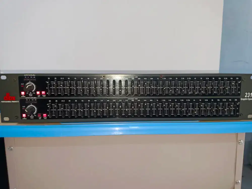 Equalizer dbx kondisi sangat bagus
