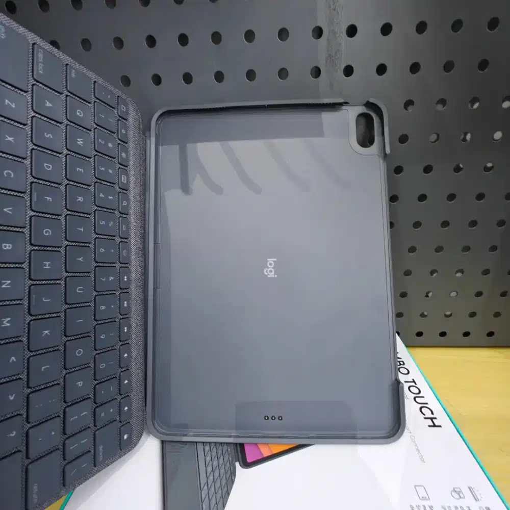 Combo Touch logitech