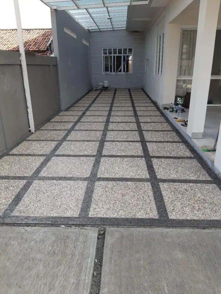 Lantai carport batu koral sikat
