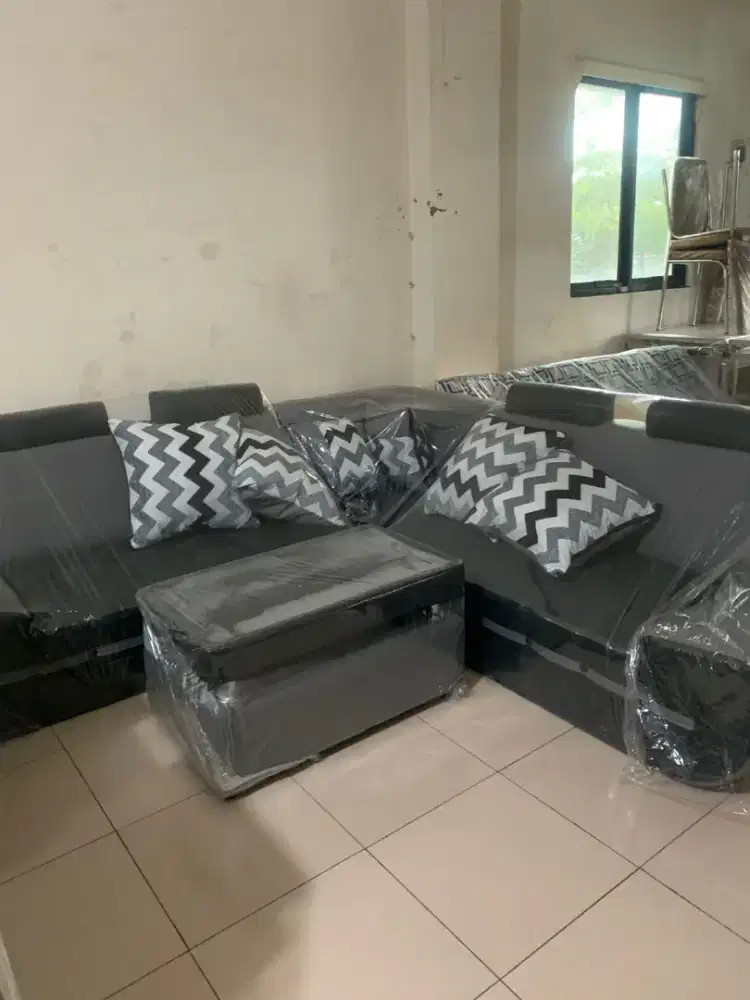 Sofa L sudut + meja